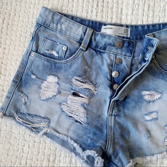 Zara trafaluc denim distressed hi-rise raw hem jean shorts acid light wash sz 00 - Picture 5 of 6
